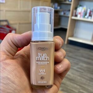 L'Oreal True Match Foundation W4 Warm Light Medium